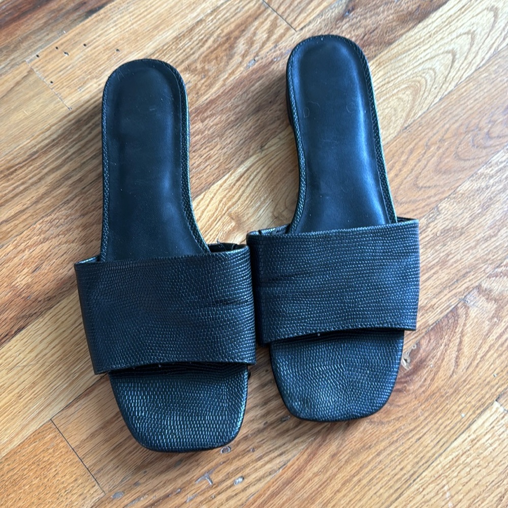 Black slides